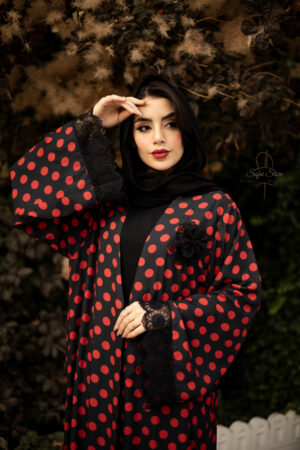 Noir Rouge Abaya