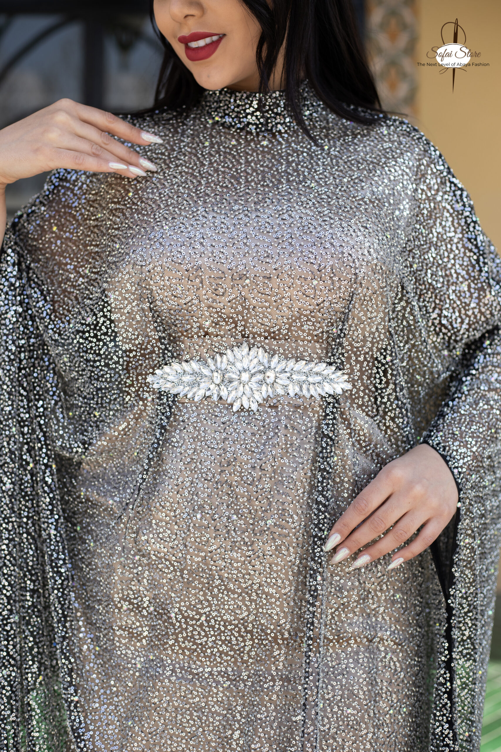 Silver Shimmer Kaftan Abaya - Image 3